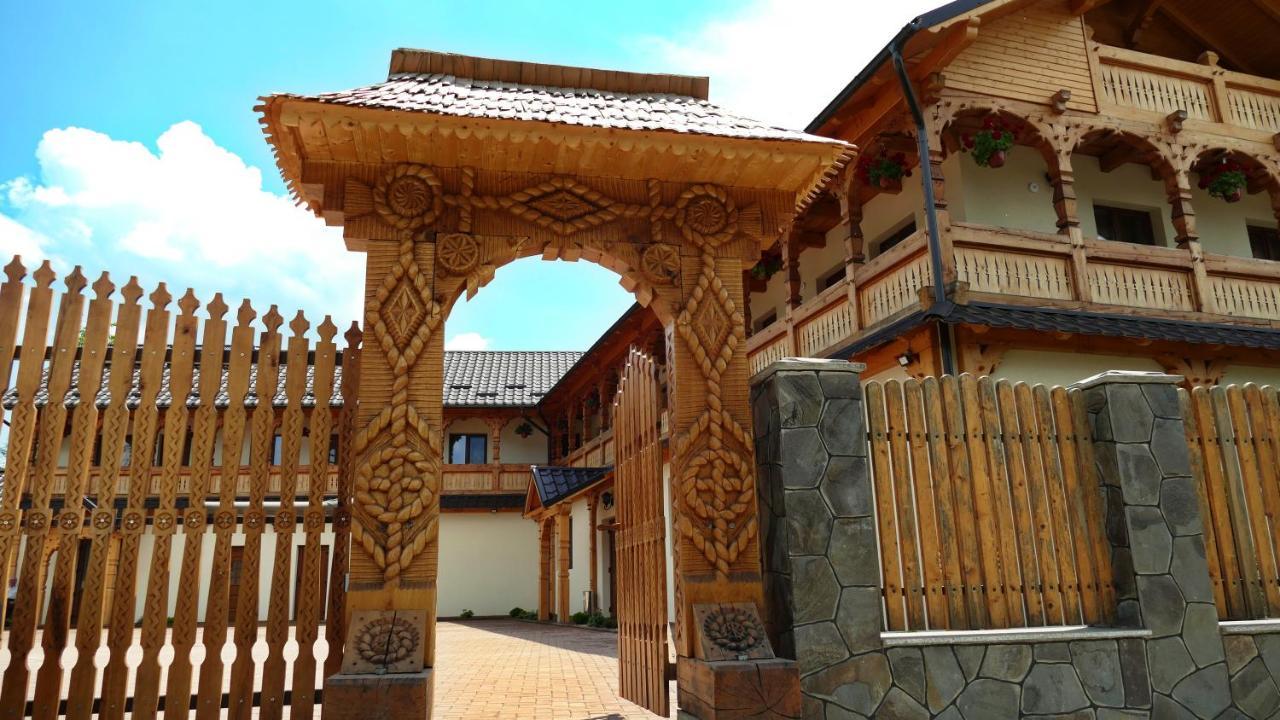 Pensiunea Valea Muntelui Bîrsana Buitenkant foto